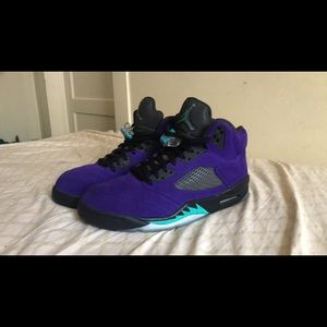Jordan 5 alternate grapes size 11